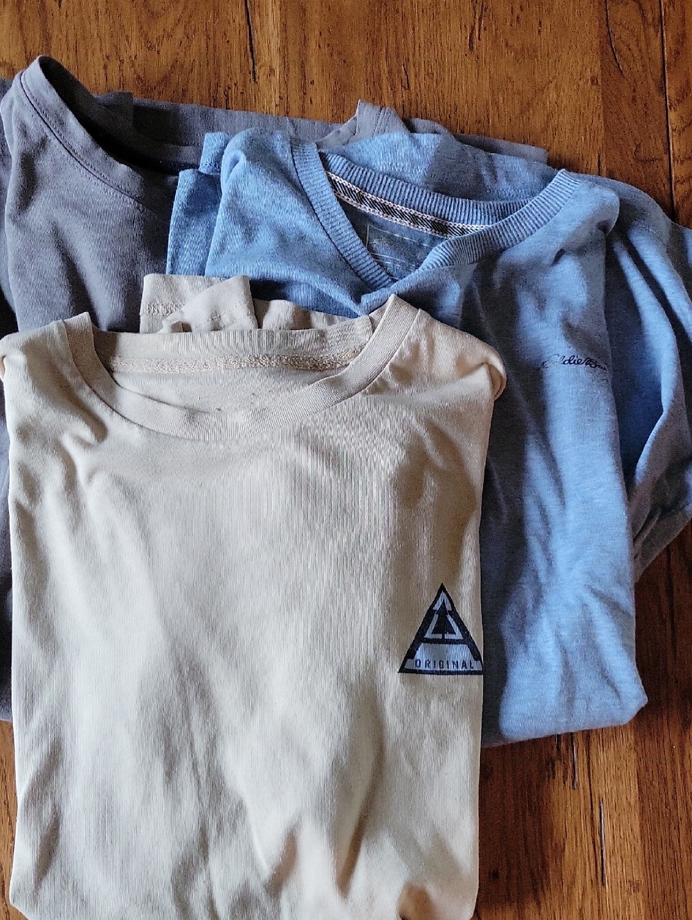 Three Casual Crewneck T-Shirts in Tan, Light Blue & Slate